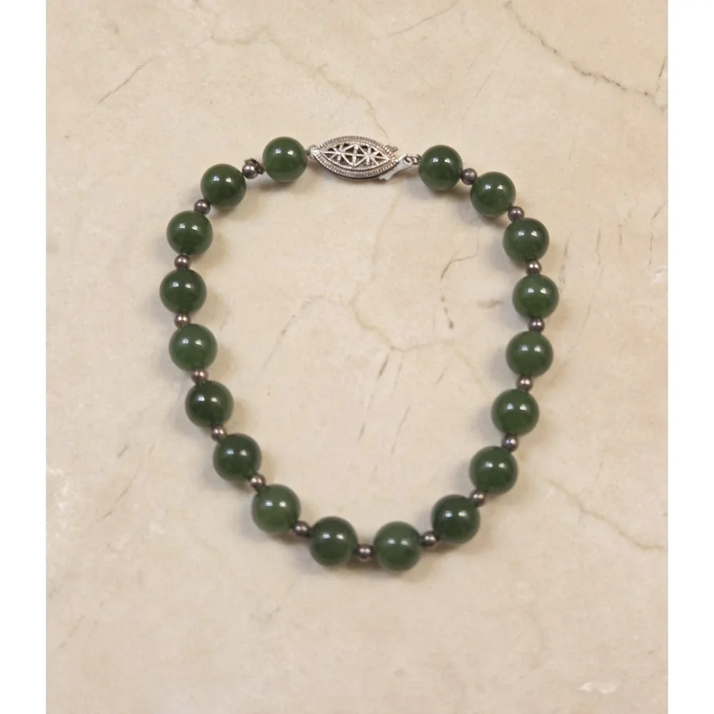 Vintage Sterling Silver & Jade Ball Bracelet 8.5